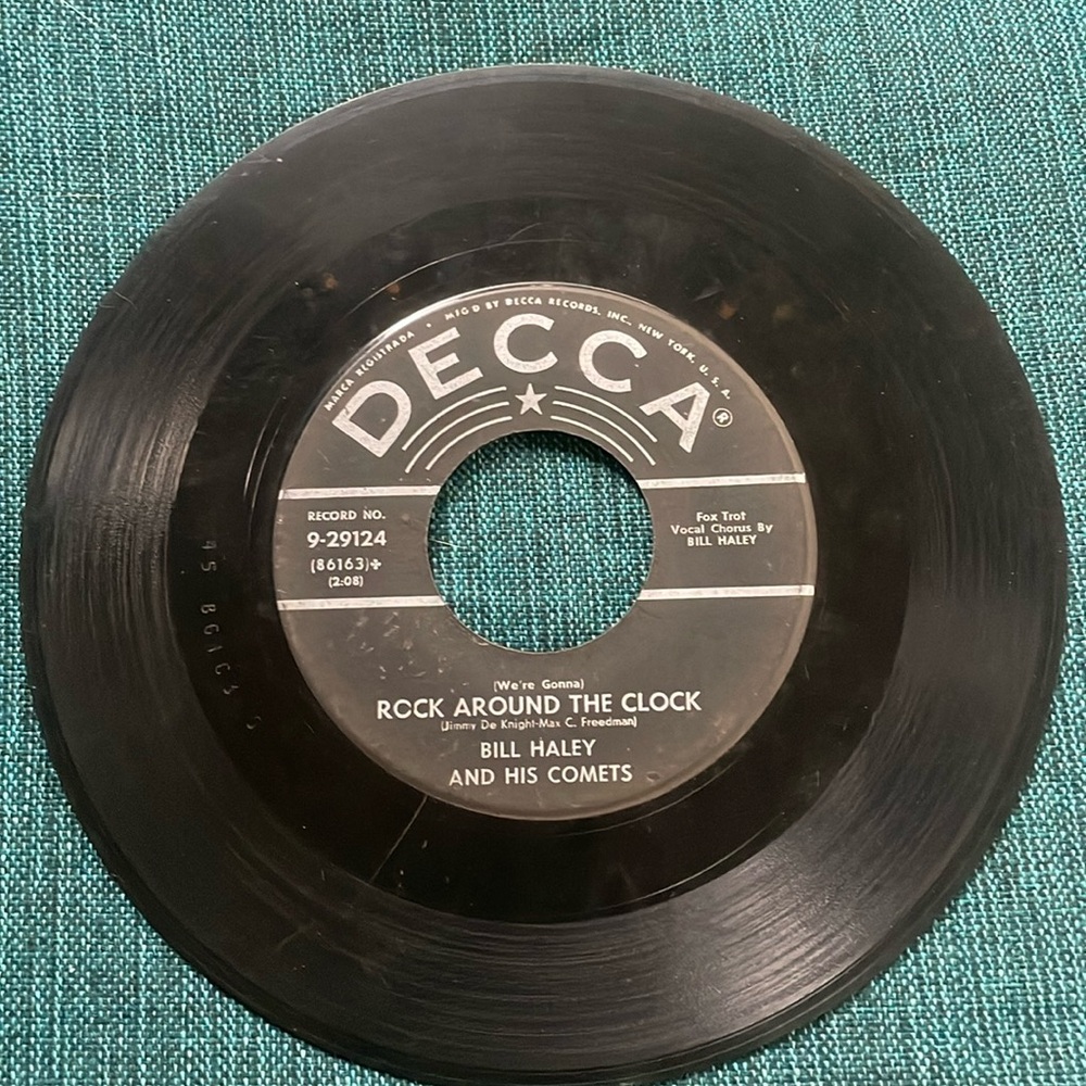 *RARE* BILL HALEY AND HIS COMETS 45rpm by Decca “Rock Around The Clock”
